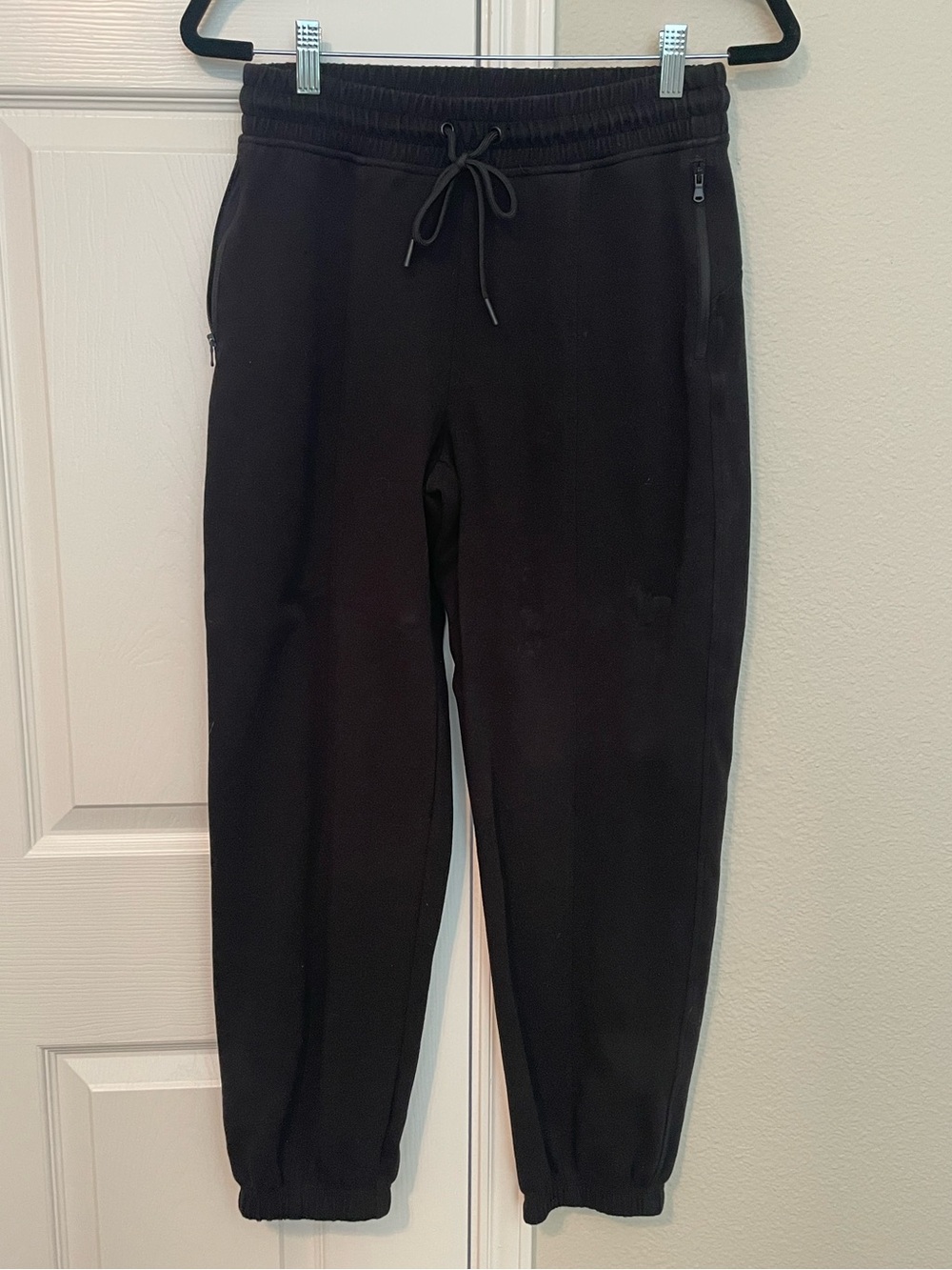 Old Navy Black Dynamic Fleece Jogger Sweatpants with Zipper Pockets Women’s